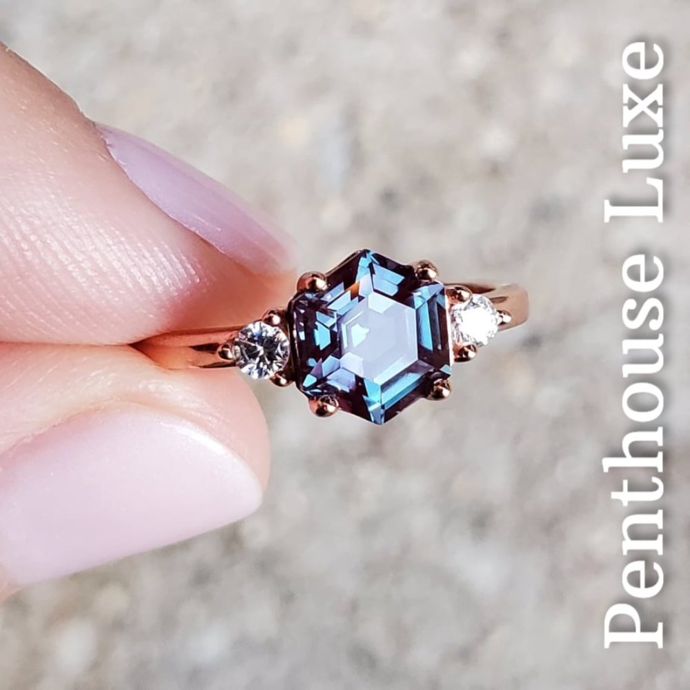 REAL 2ct Alexandrite Hexagon White Topaz Ring